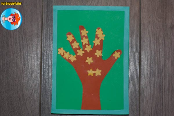 Handjesboom voor moederdag – knutselen