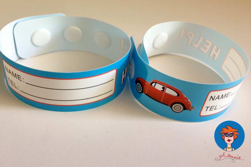 Polsband voor kinderen met naam en telefoonnummer