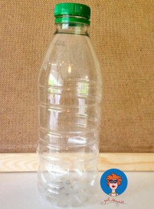Spaarpot-maken-van-een-plastic-fles-2