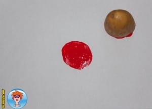 Lieveheersbeestjes stempelen met een aardappel 2