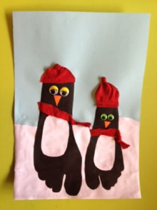 Pinguin-mama-en-kindje-van-voetafdruk-4