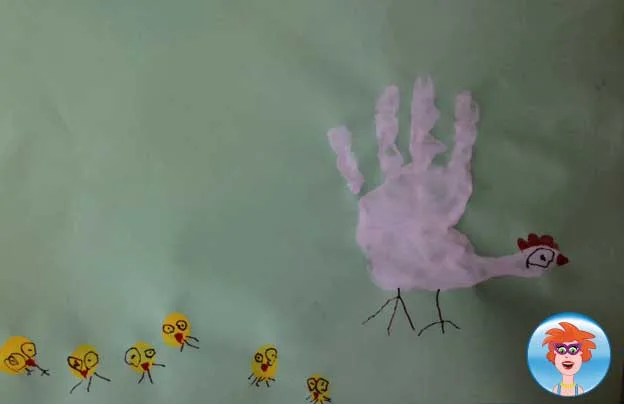 Kip en kuikentjes van hand- en vingerafdruk