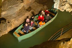 De grotten van Remouchamps in België