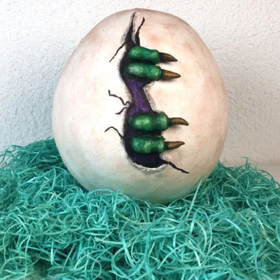 Dinosaurus ei – papier maché surprise knutselen